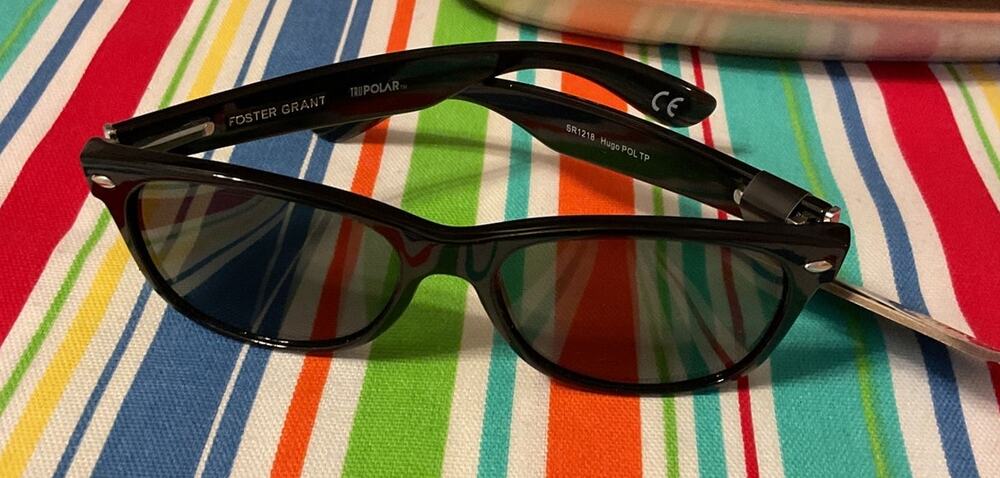 Foster Grant NWT Trupolar Maxblock Sunglasses Unisex Black Frame